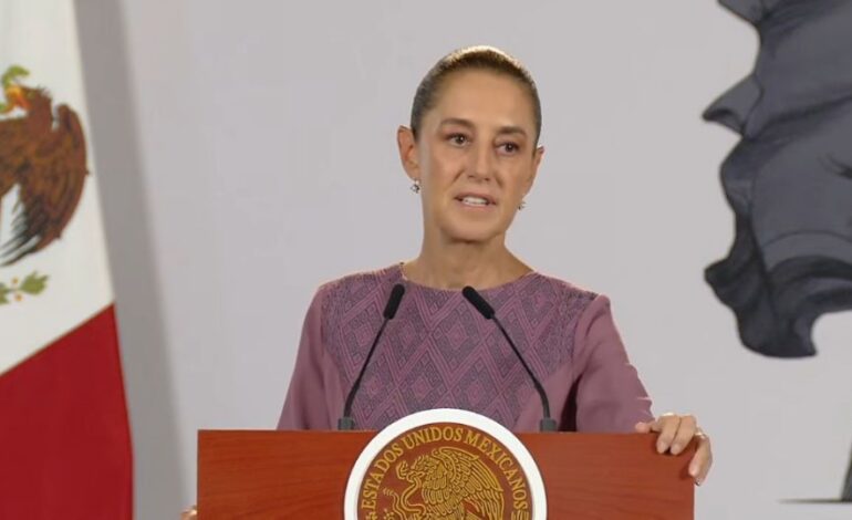 «Fue muy emotivo lo que dijo»: Sheinbaum afirma que López Obrador no se ha retirado de la política