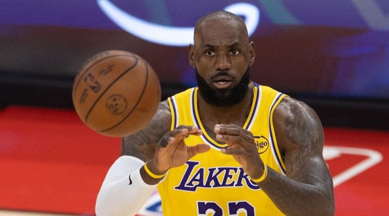 lebron james listo para arrancar con los 76ers 13 1000x428