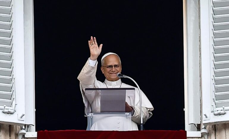 reaparicion del papa leon xiv tras cirugia pulmonar